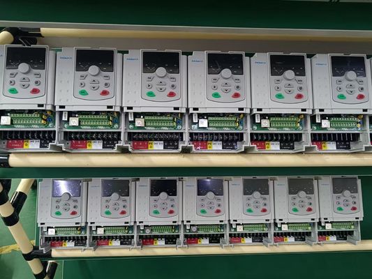 Bom preço Motor de frequência variável profissional Eficiência energética Alta precisão para velocidade do motor on-line